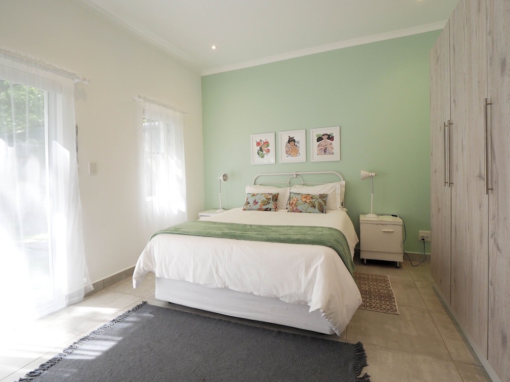 Deluxe Cottage, 2 Bedrooms, 2 Bathrooms, Garden View