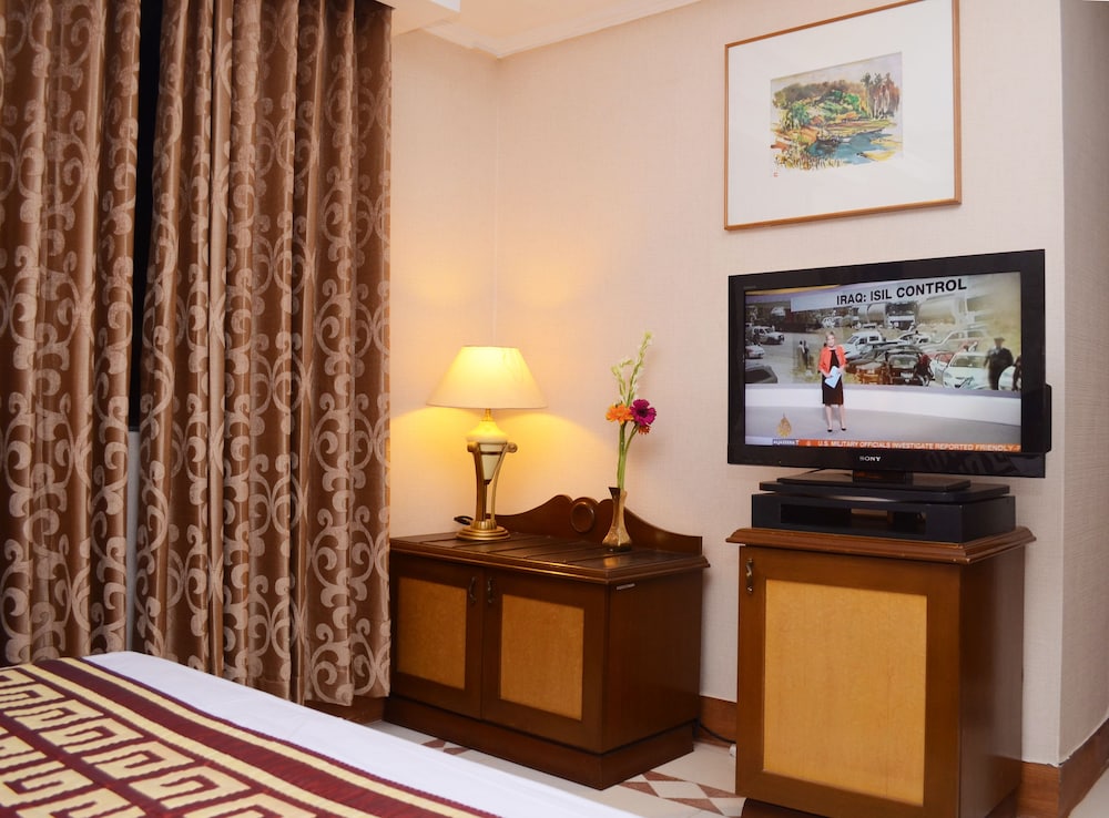 Executive Suite photo 3