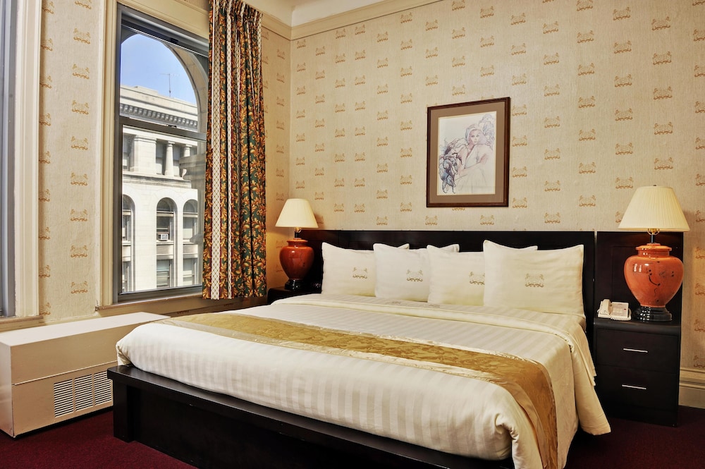 Standard Room, 1 King Bed - Photo 4