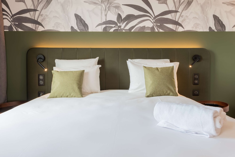 Standard Room, 2 Twin Beds - Photo 7