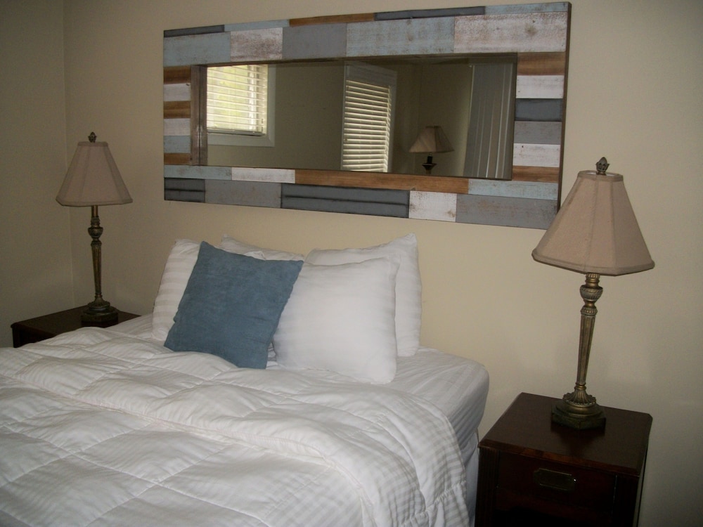 Family Cottage, 2 Bedrooms (Cabin A)