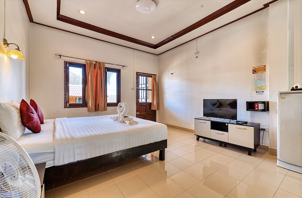 Twin Room with Balcony photo 2