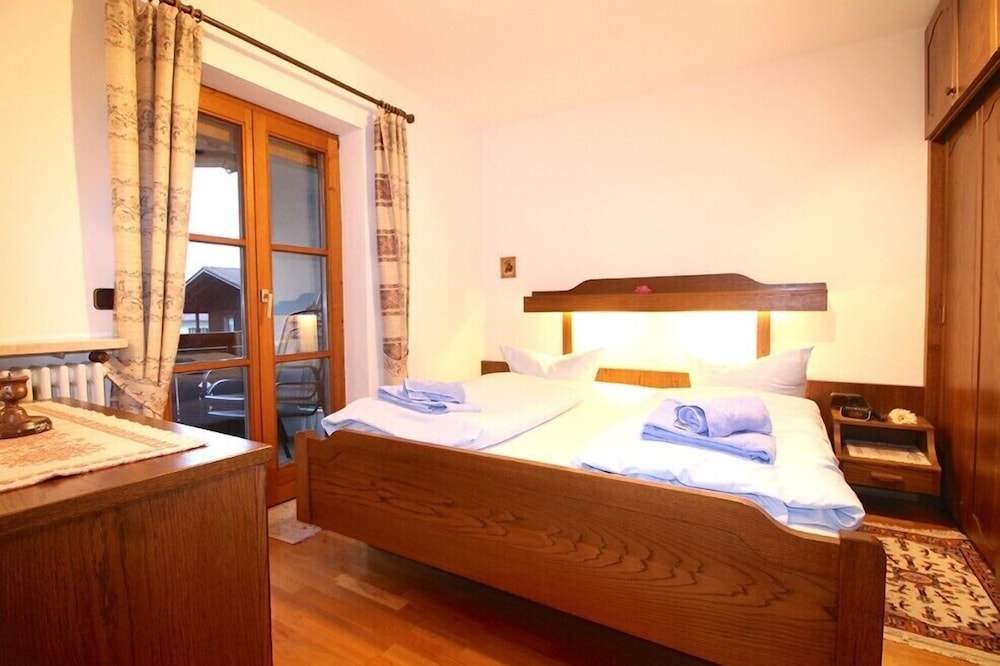 Apartment, 1 Bedroom, Balcony (Alpenrose) photo 1