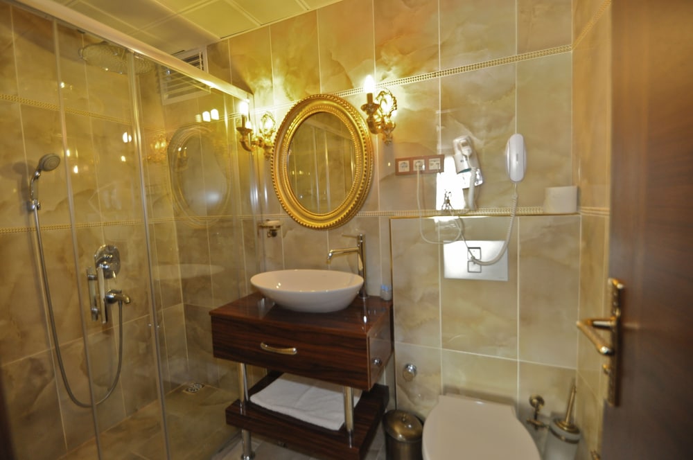 Standard Triple Room photo 3