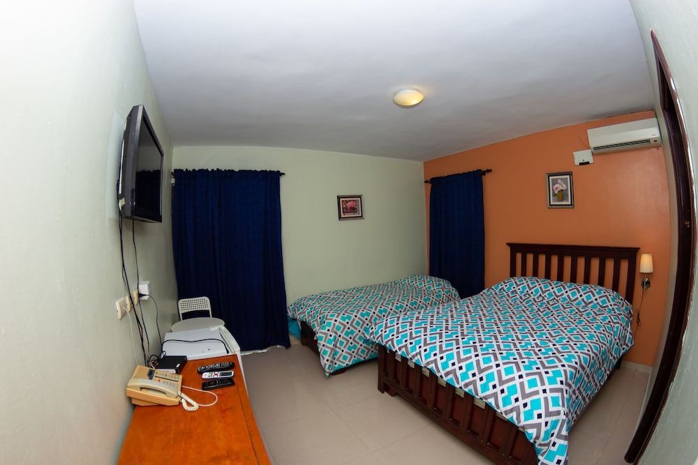 Standard Triple Room photo 3