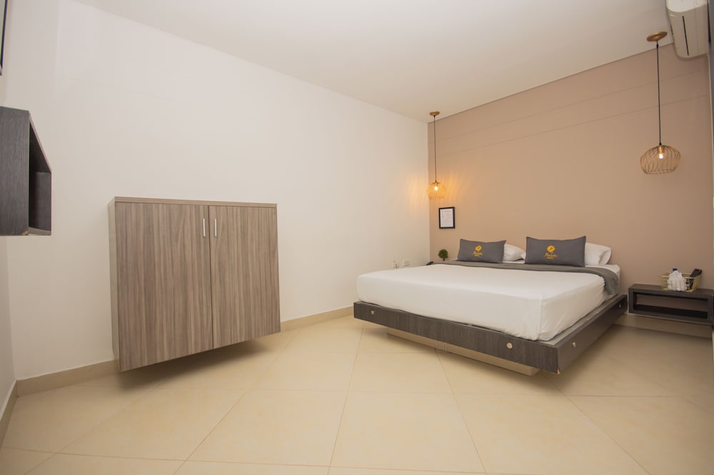 Standard Double Room - Photo 6