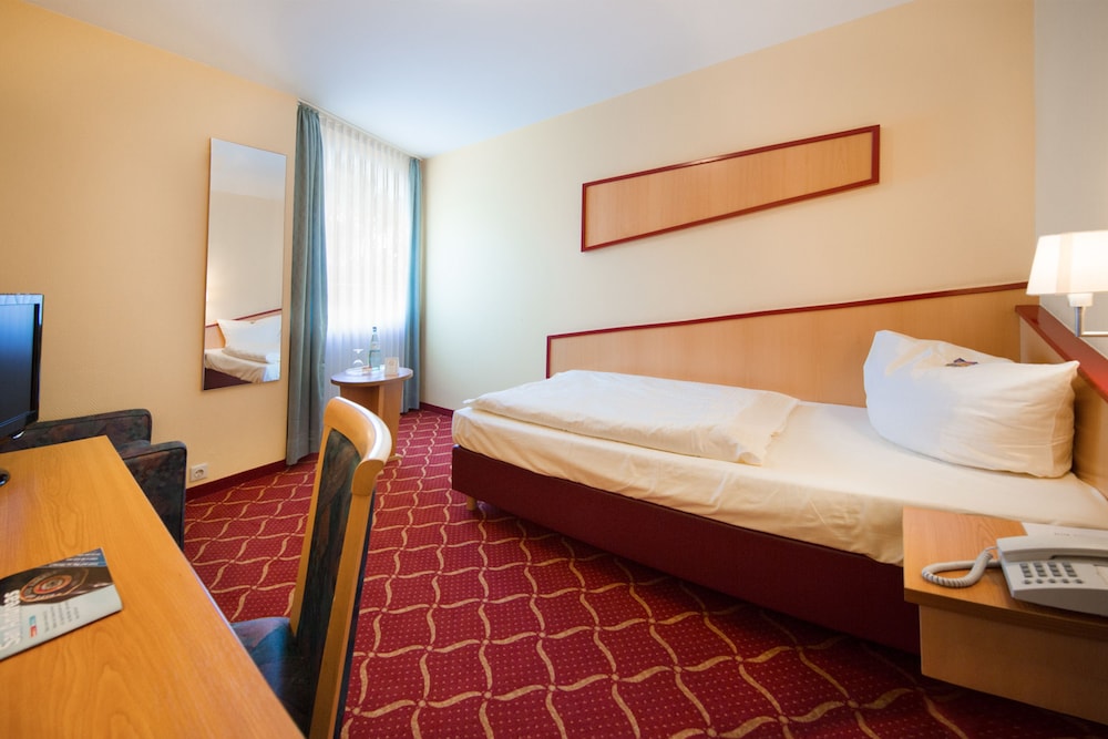 Single Room photo 3
