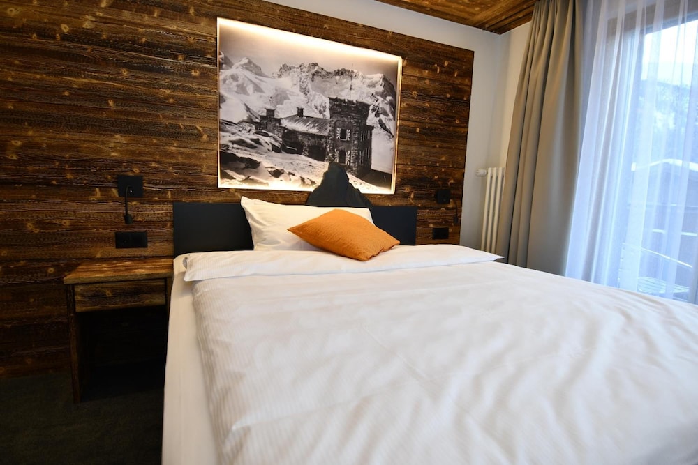 Superior Single Room