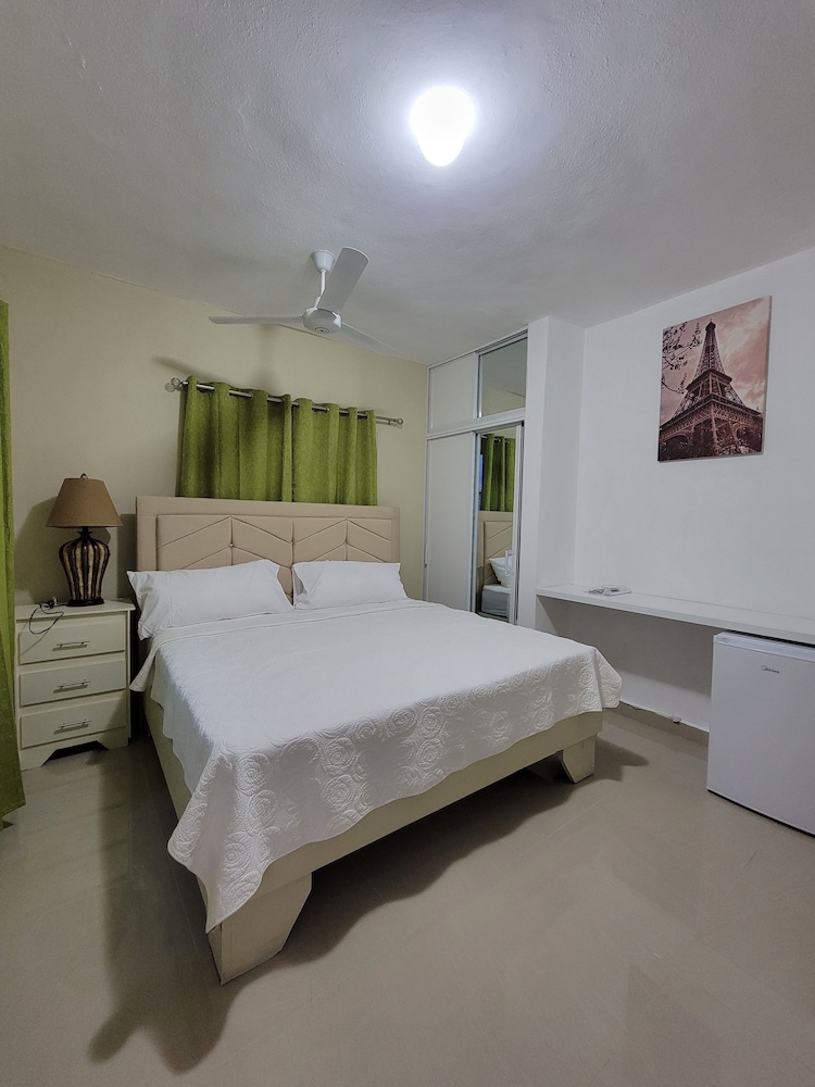 Standard Room photo 2