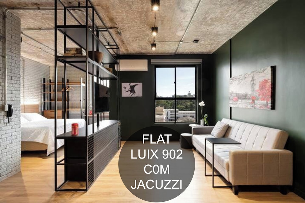 Premium Apartment, Jetted Tub, City View photo 1