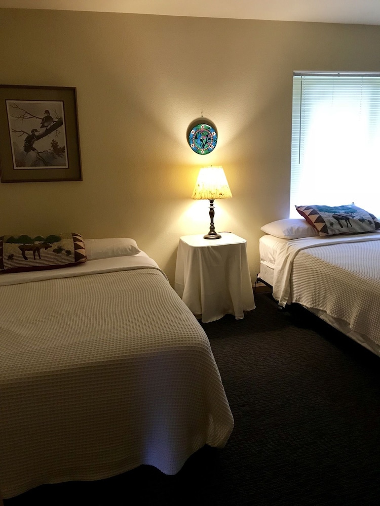 Room (#6) photo 1