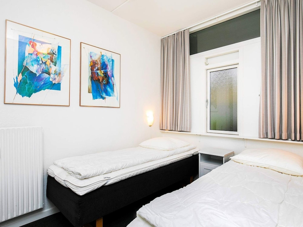 Comfort Apartment, 3 Bedrooms photo 2