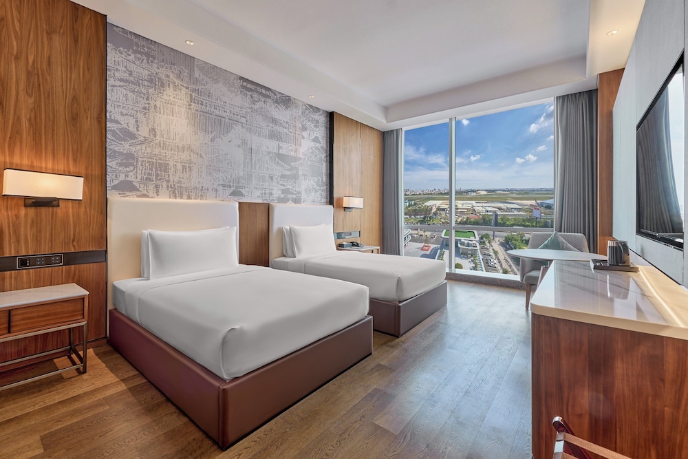 Standard Room, 2 Double Beds - Photo 2