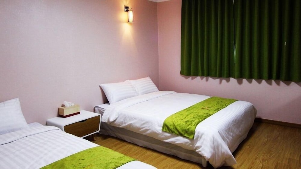 Triple Room photo 1
