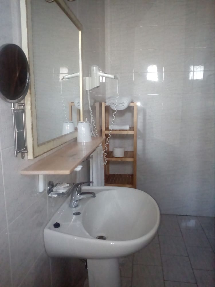 Economy Double Room, Ground Floor photo 2