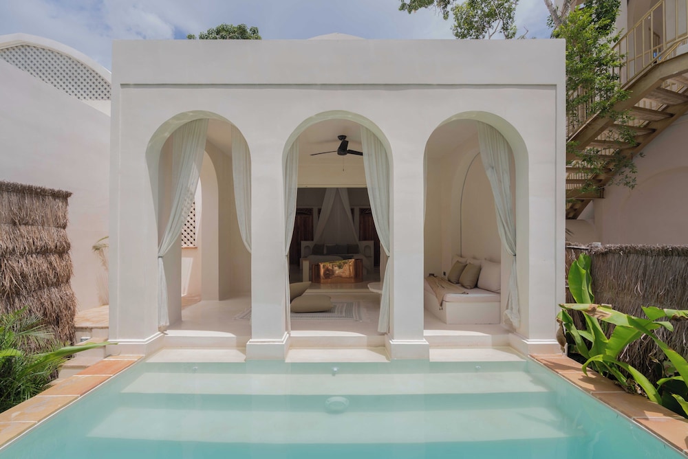 Deluxe Villa - Photo 19