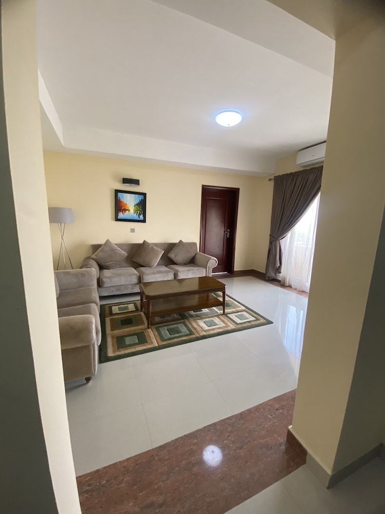 Superior Studio Suite photo 1