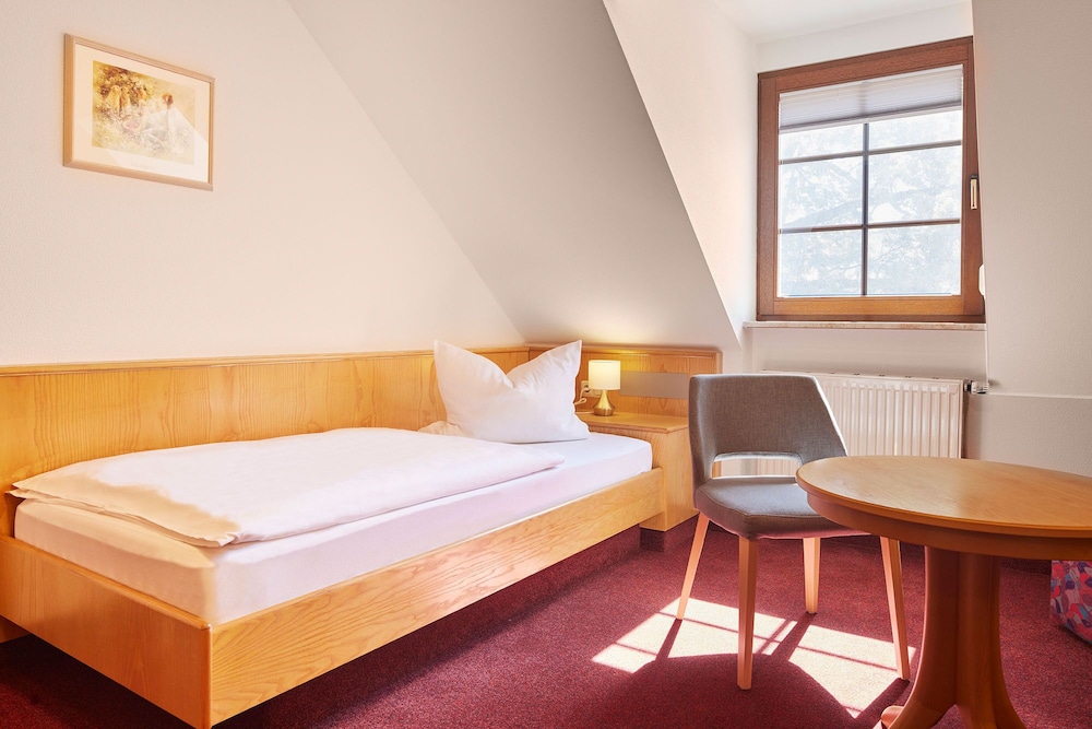 Family Quadruple Room, Multiple Beds, Non Smoking, Garden View photo 3