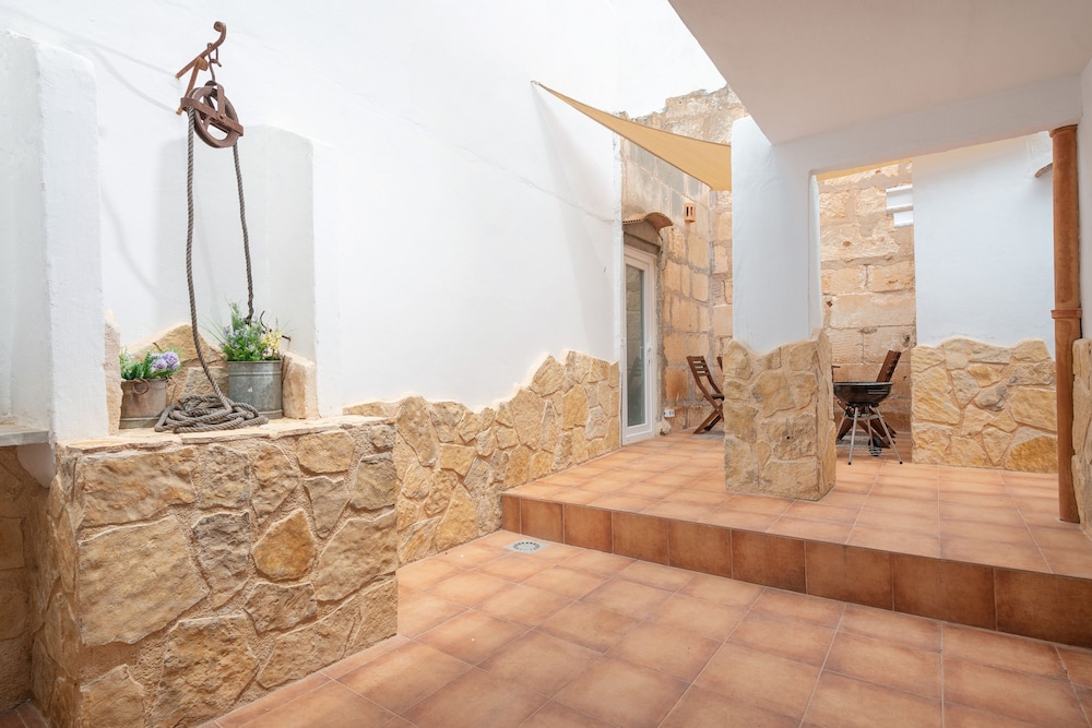 Villa photo 3