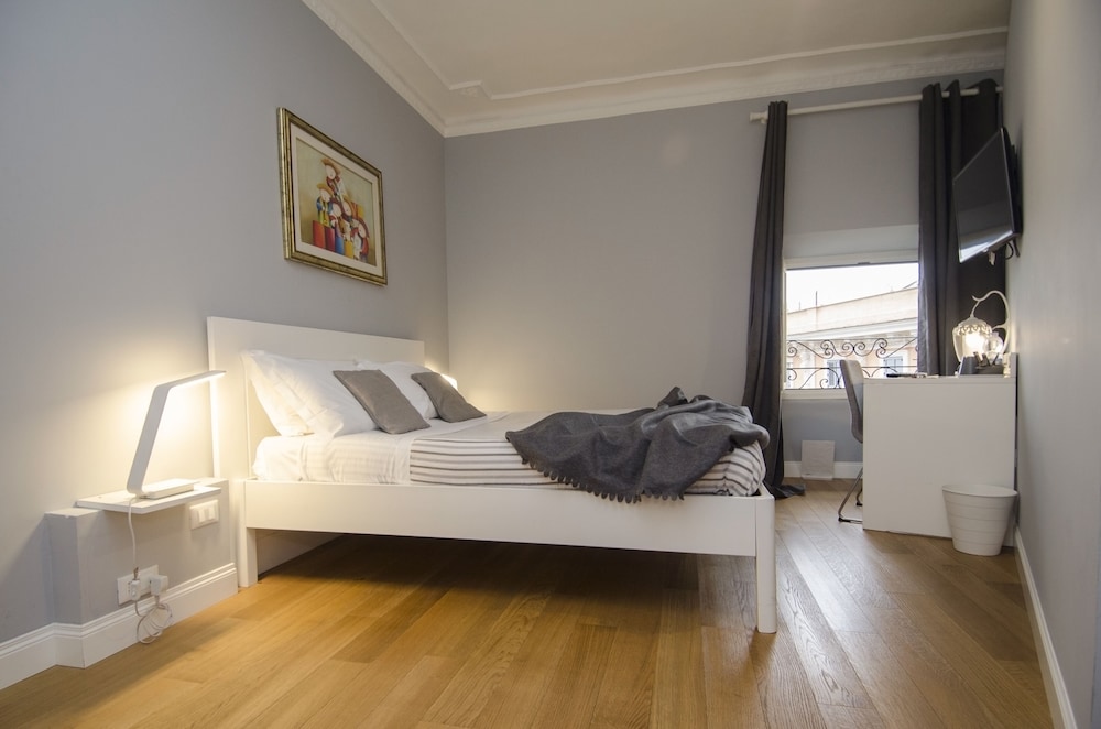 Grand Double Room photo 3