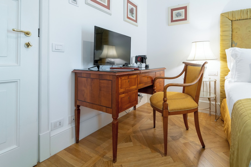 Superior Double Room - Photo 3