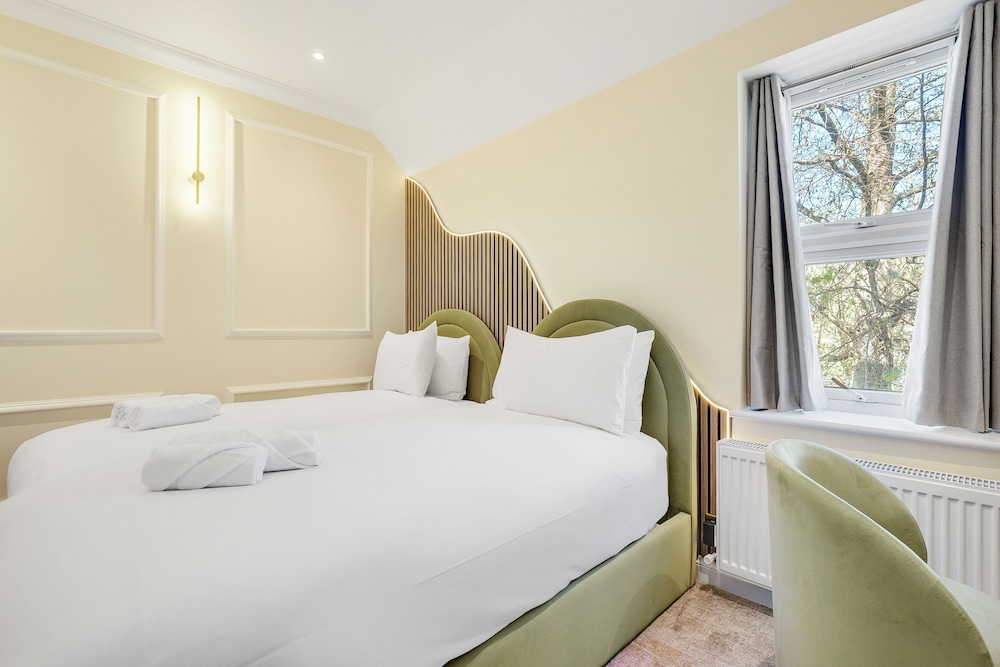 Luxury Twin Room photo 2