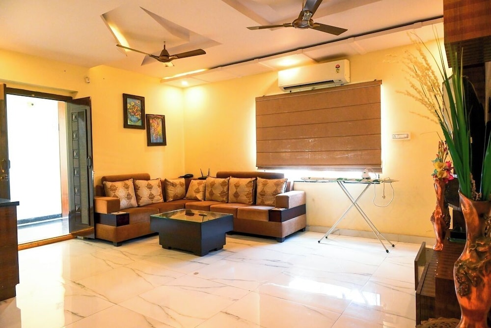 Family Apartment photo 2