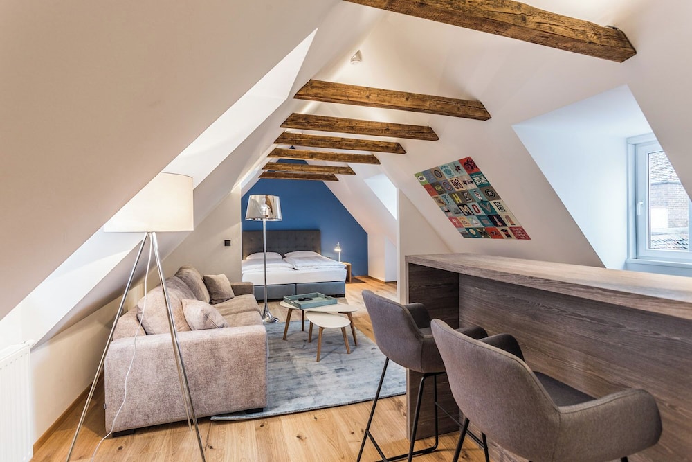 Comfort Apartment, City View