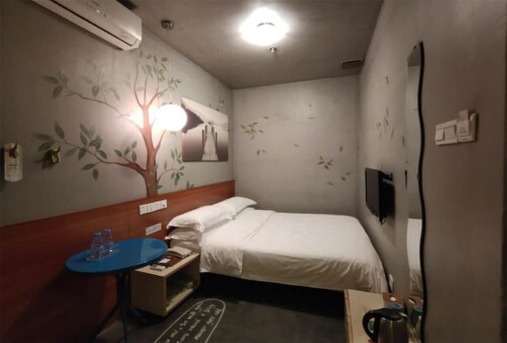 Economy Room photo 2