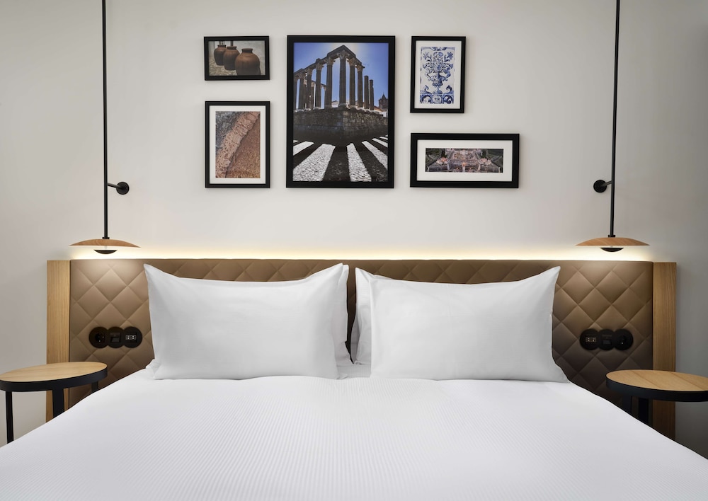 Superior Room, 1 King Bed with Sofa bed