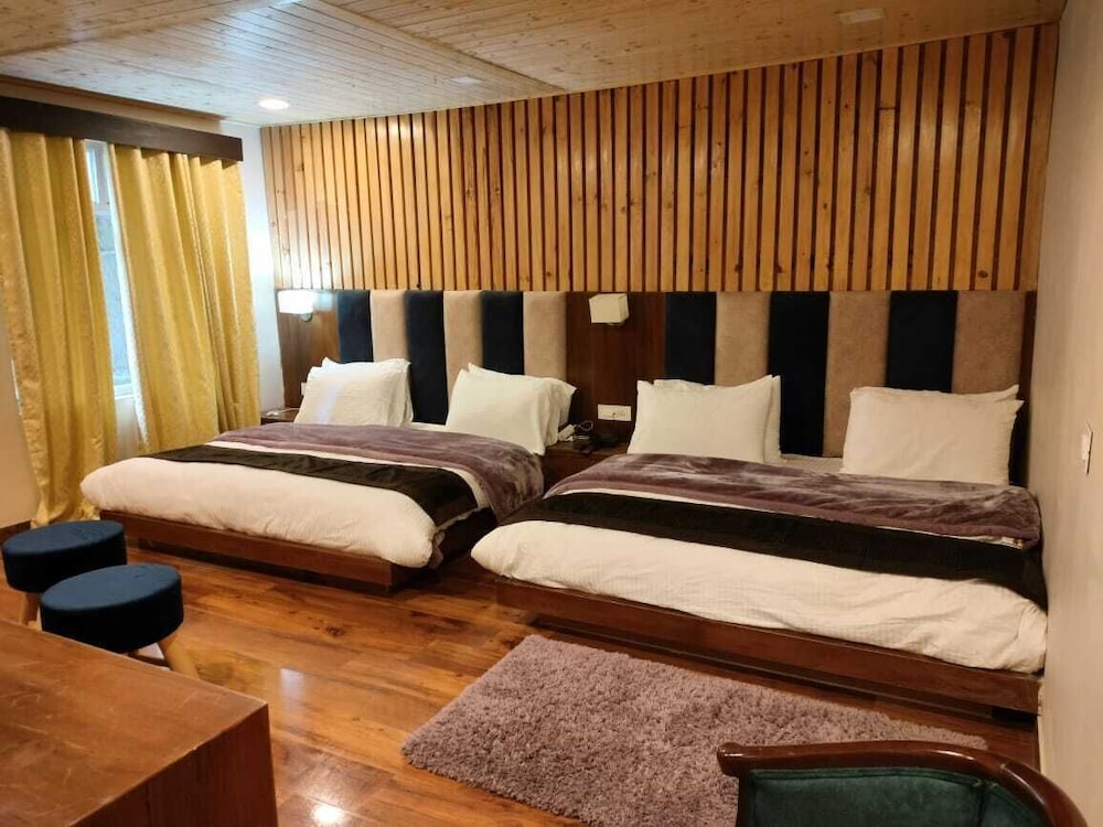 Premium Quadruple Room photo 2