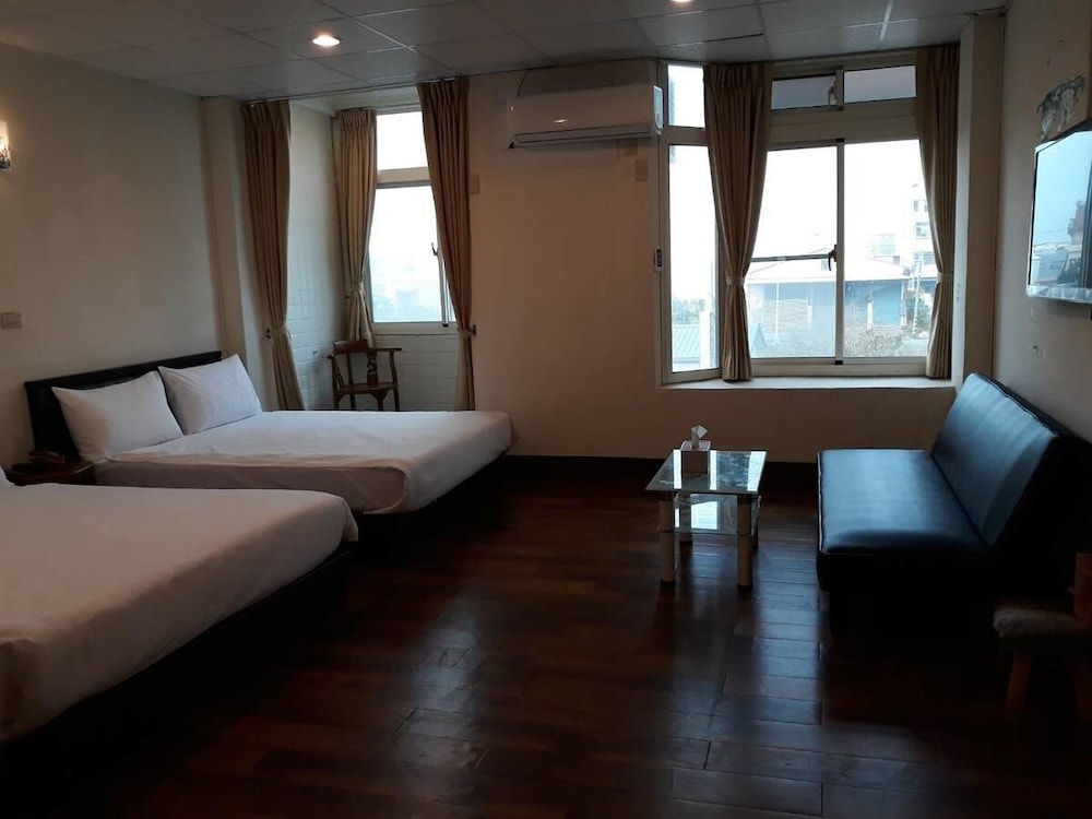 Deluxe Quadruple Room (608) photo 3