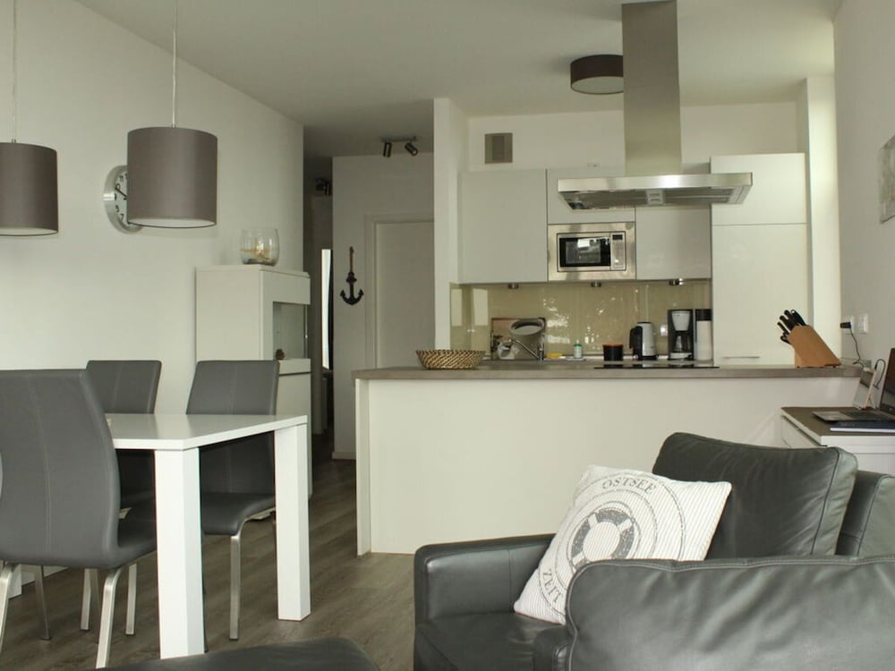 House photo 2