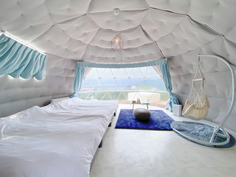 Basic Tent photo 1