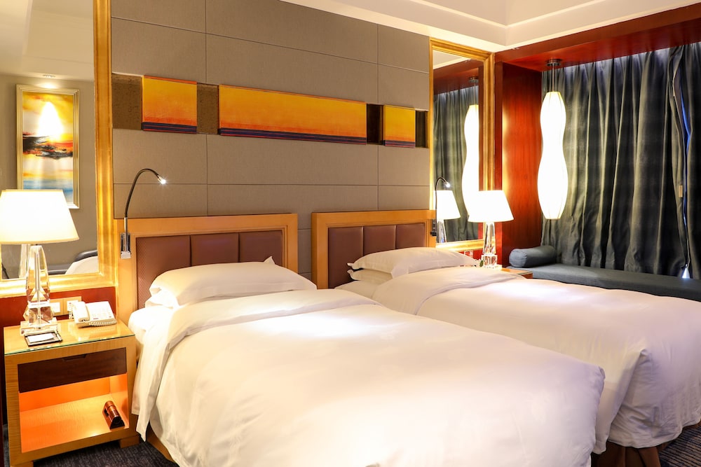 Senior Twin Bed Room