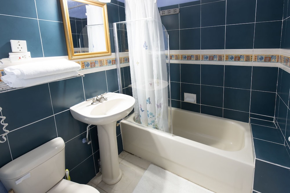 Comfort Villa, 5 Bedrooms photo 3