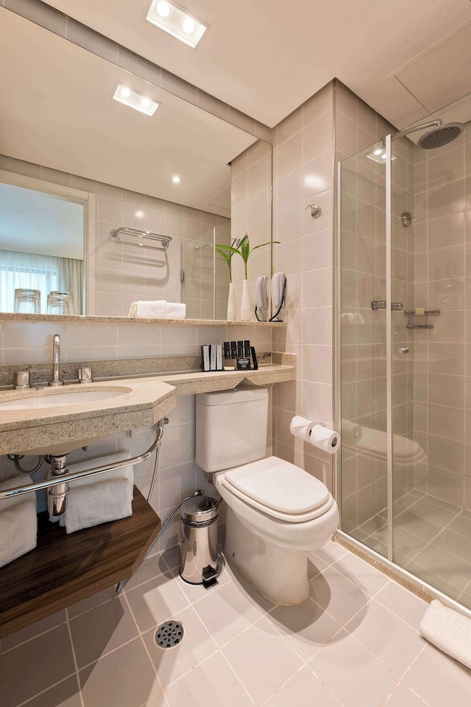 Room (Melia King) photo 3