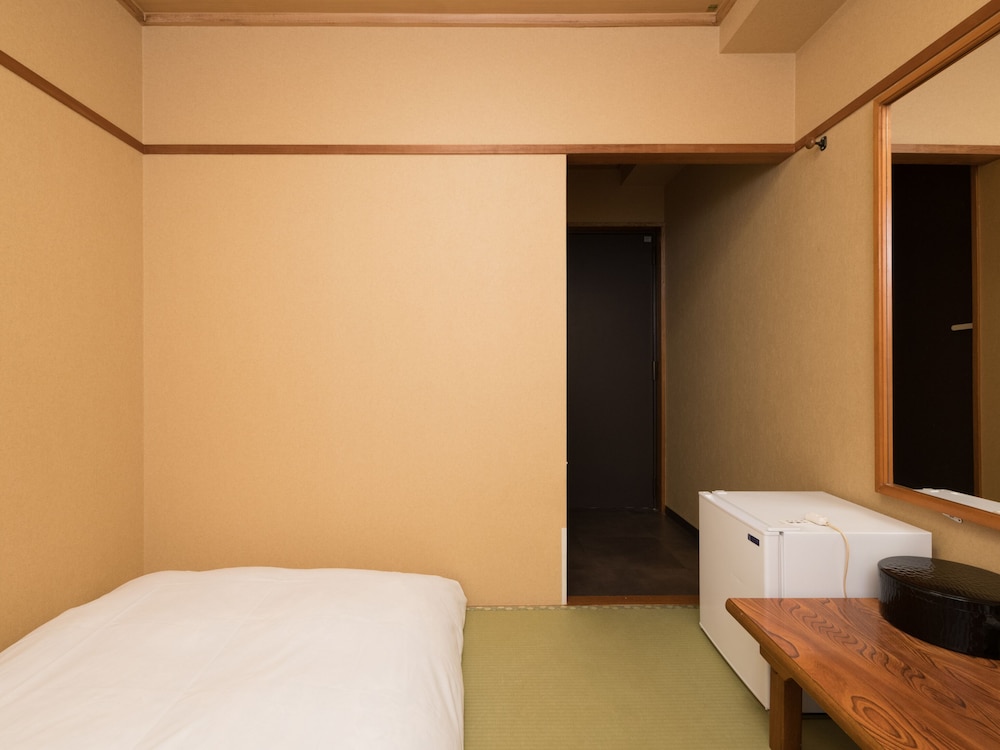 Japanese Style Room- Single Occupancy (Smoking) - Photo 7