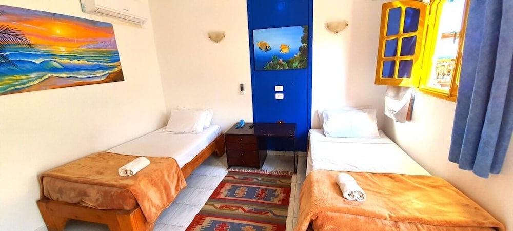 Standard Twin Room photo 1