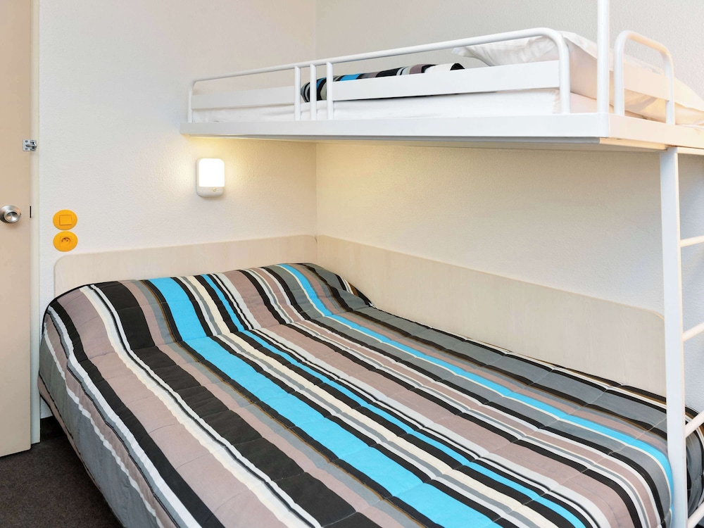Room, Multiple Beds