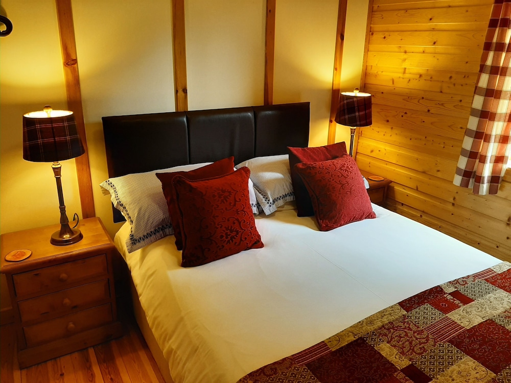 Chalet, 3 Bedrooms (Ordie - up to 1 dog allowed) photo 3
