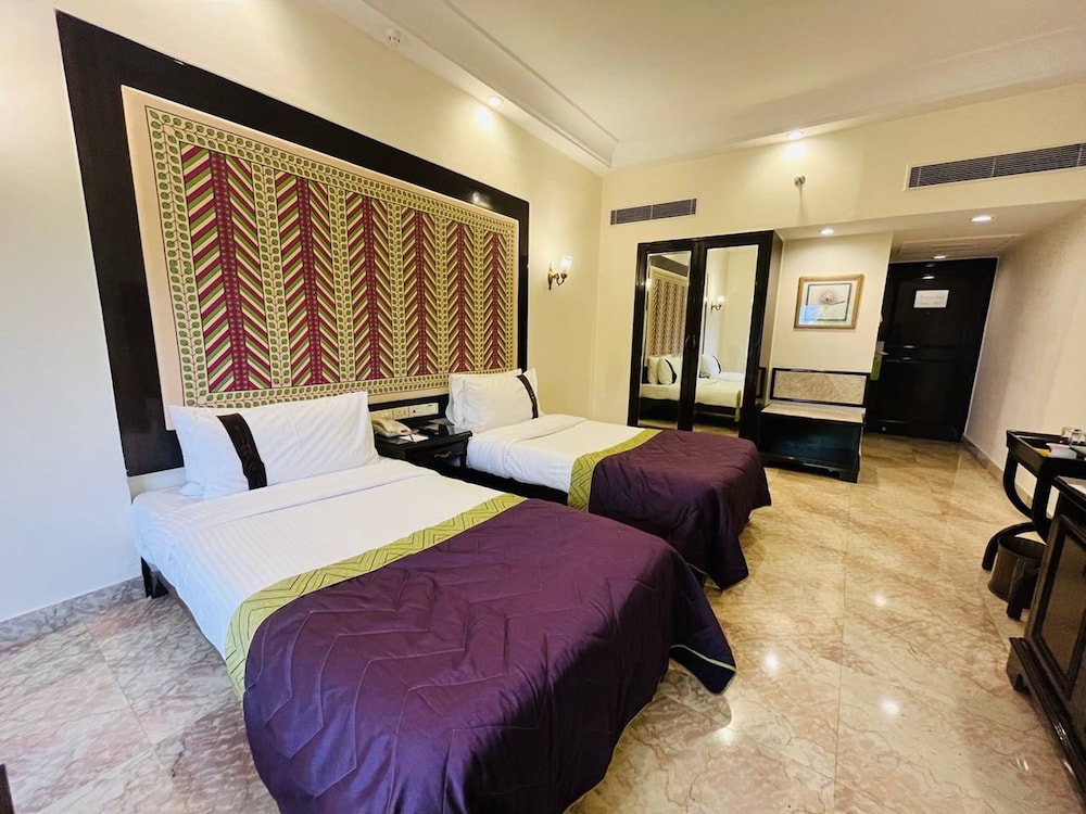 Twin Room, Lake View - Photo 7
