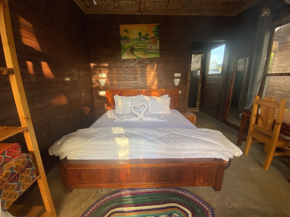 Deluxe Suite with Jacuzzi photo 1