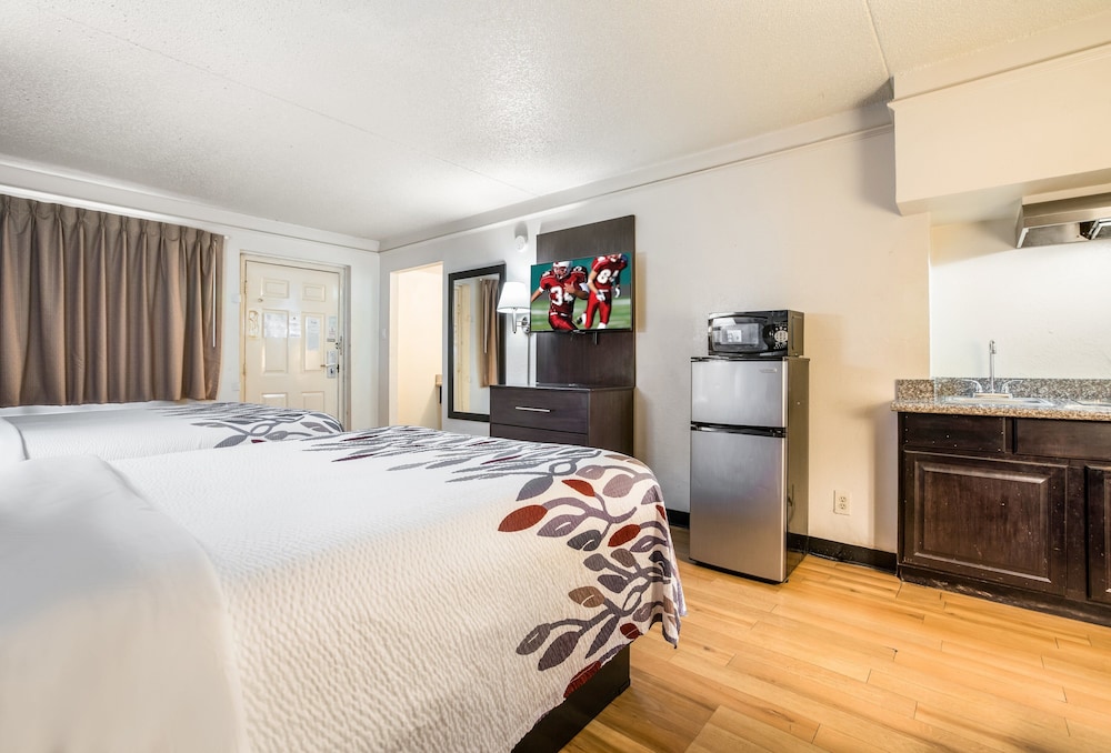 Deluxe Room, 2 Double Beds, Non Smoking, Kitchenette - Photo 2