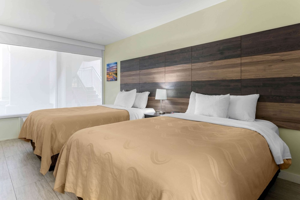 Room, 2 Double Beds, Accessible, Non Smoking - Photo 4