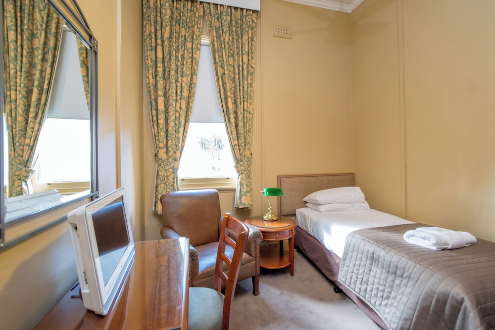 Single Room 6