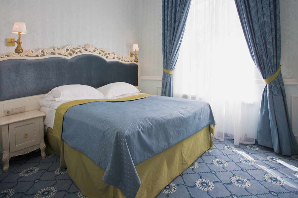 Standard Double or Twin Room photo 1