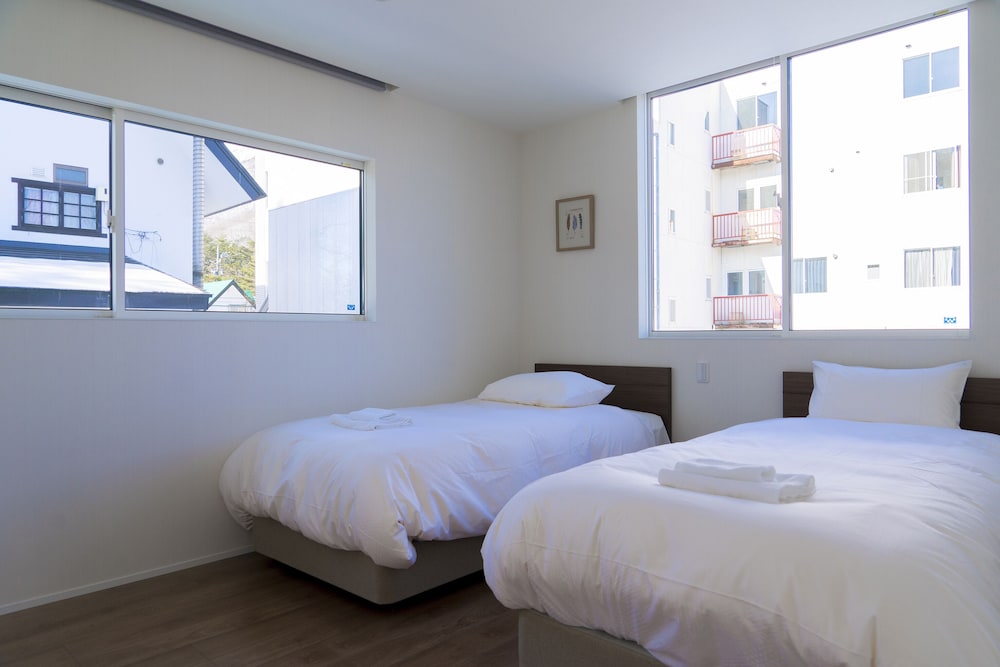 Deluxe Chalet (A)