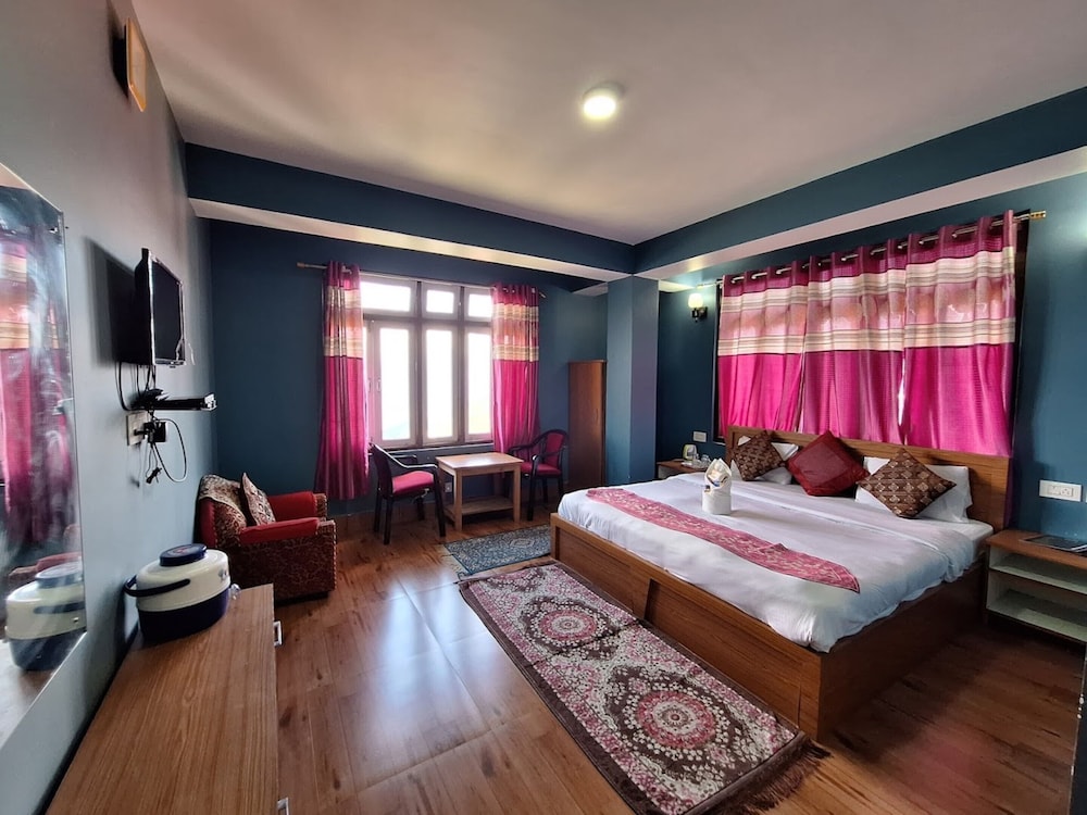 Deluxe Double Room photo 3