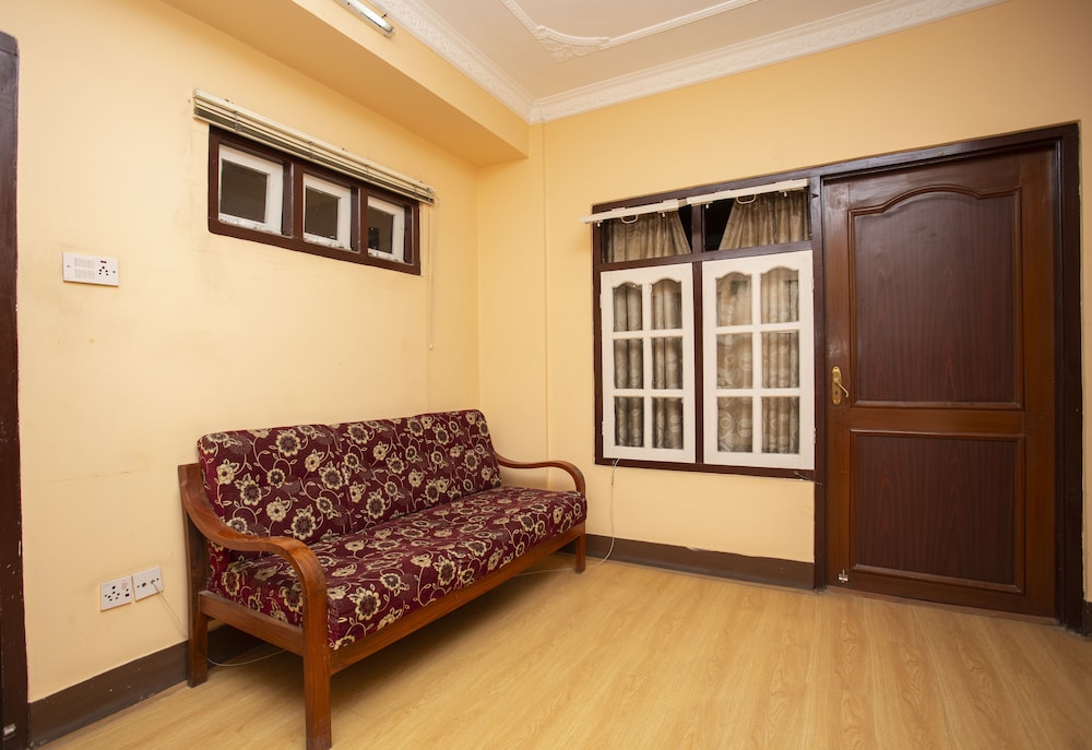 Deluxe Single Room